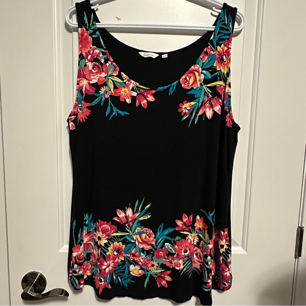 🔥 3/$20 Reitmans black tropical floral tanktop XXL